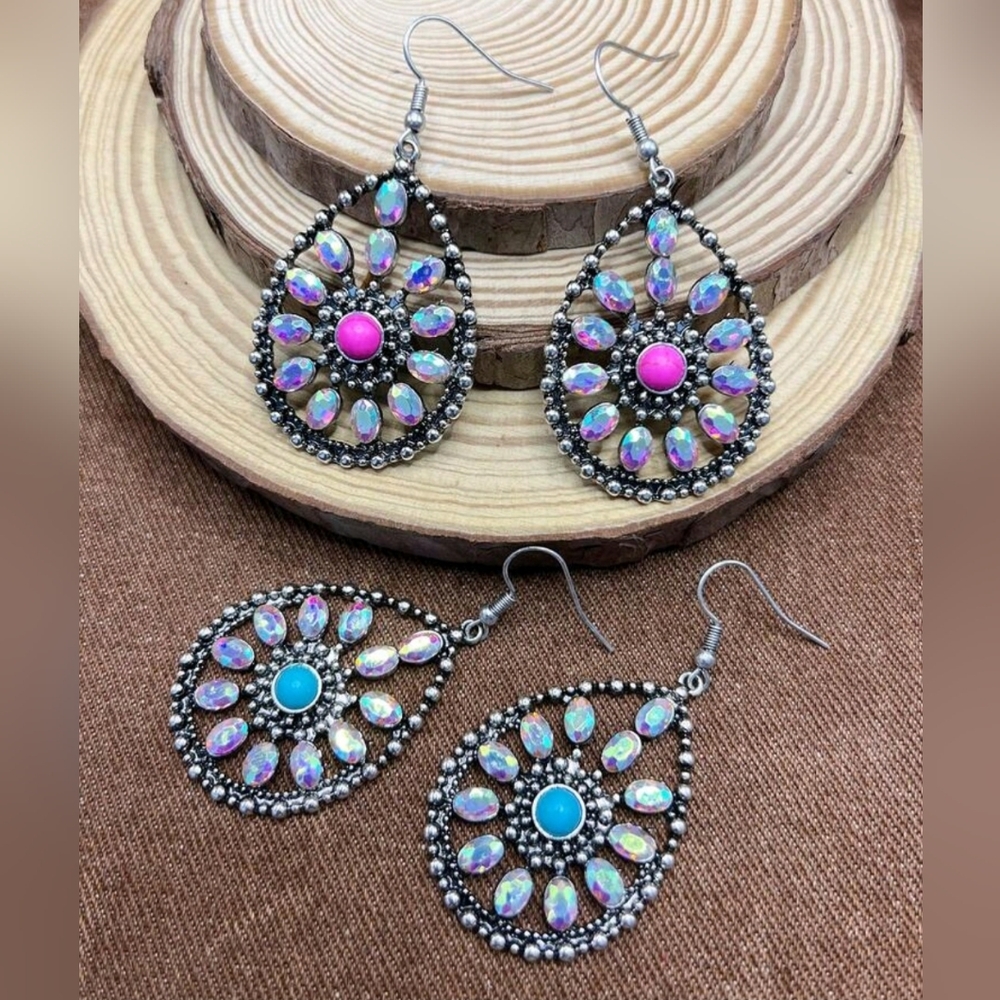 Fashion Western Jewlery Hook dangle earrings w/ iridescent rhinestones Pink/Blue